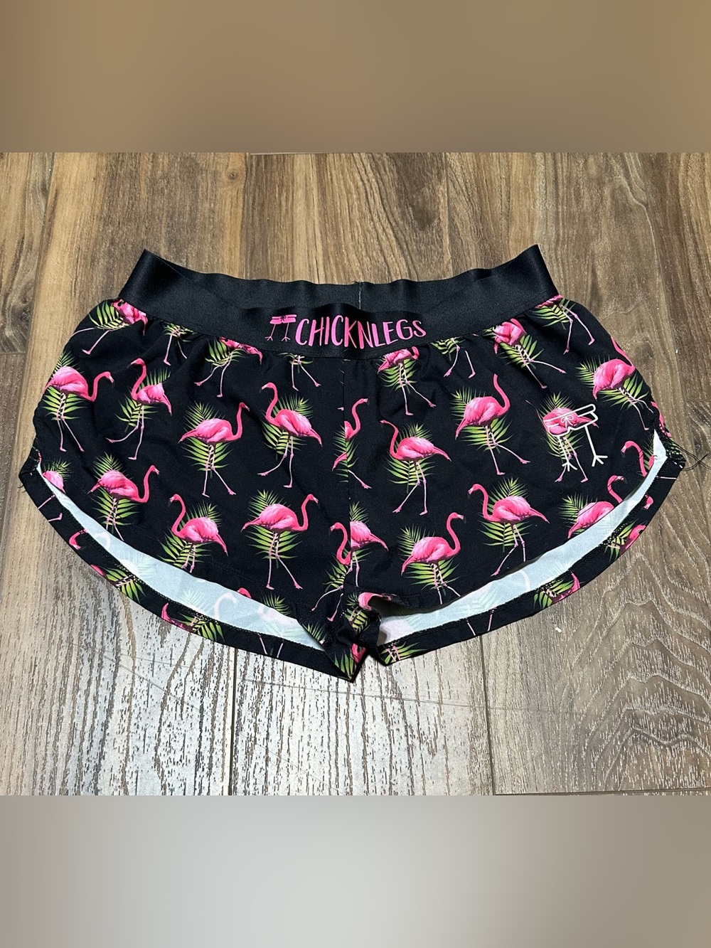 Women’s ChicknLegs Flamingo Split Running Shorts 1.5” M Medium